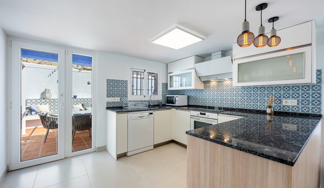 Sales and Rentals - Jacques Olivier Marbella