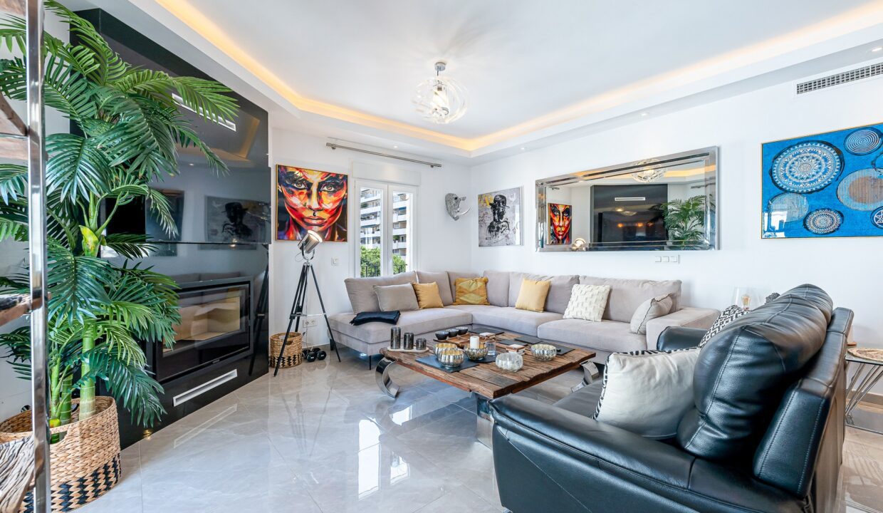 Sales and Rentals - Jacques Olivier Marbella