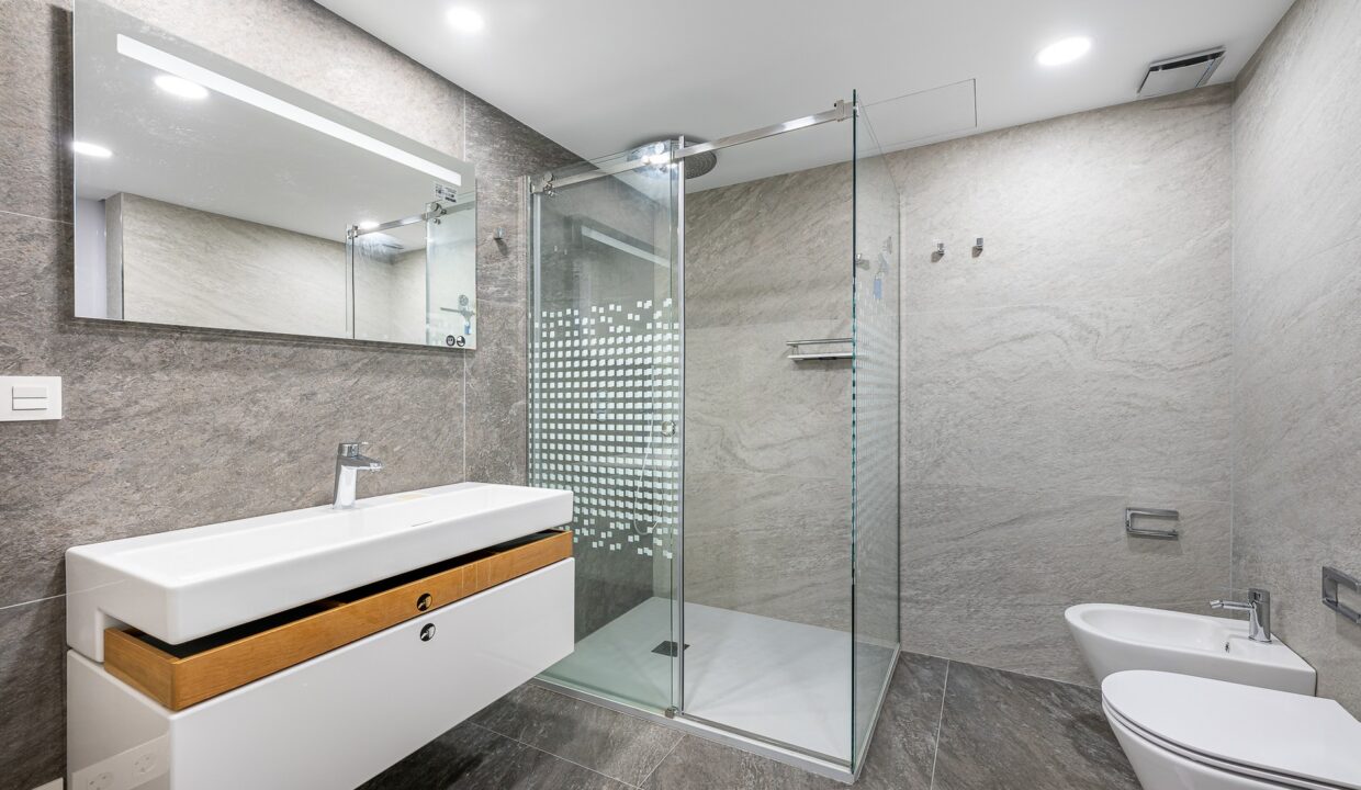 Sales and Rentals - Jacques Olivier Marbella