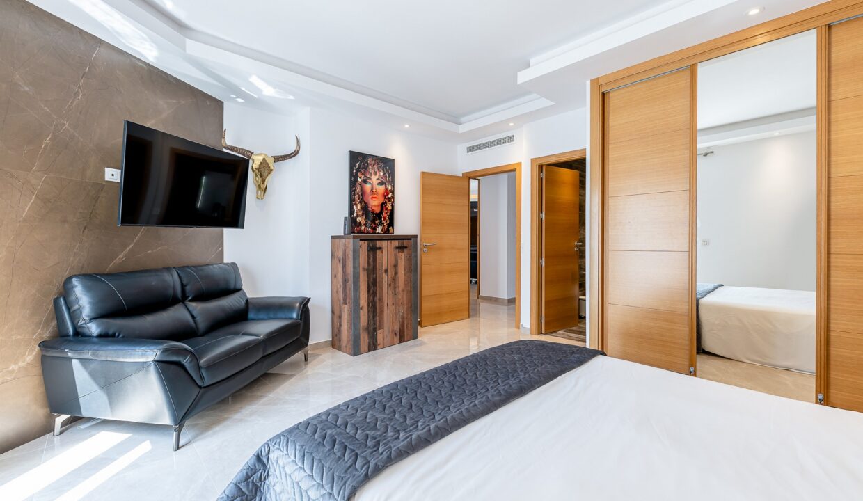 Sales and Rentals - Jacques Olivier Marbella