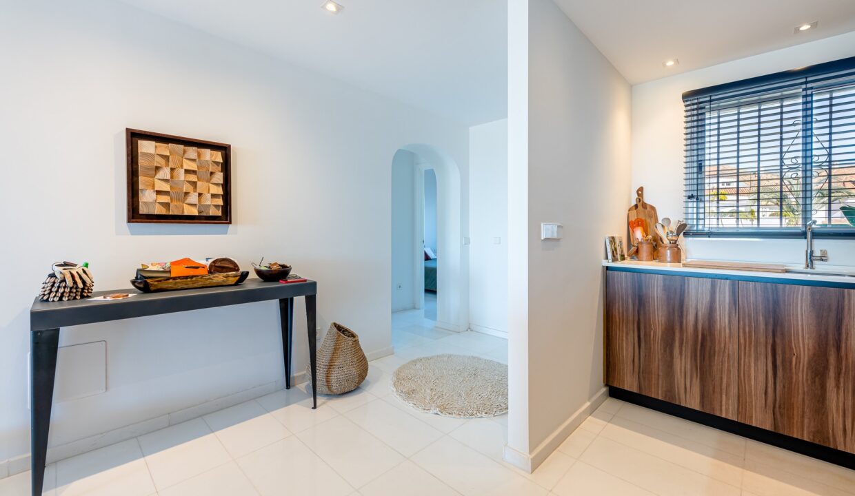 Sales and Rentals - Jacques Olivier Marbella