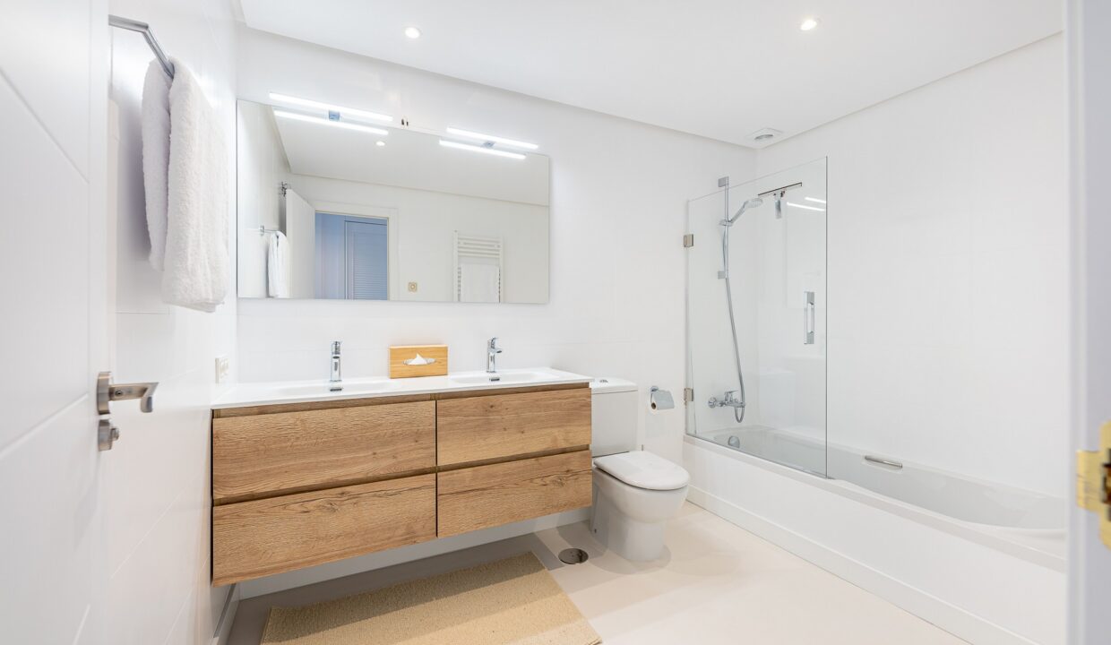 Sales and Rentals - Jacques Olivier Marbella