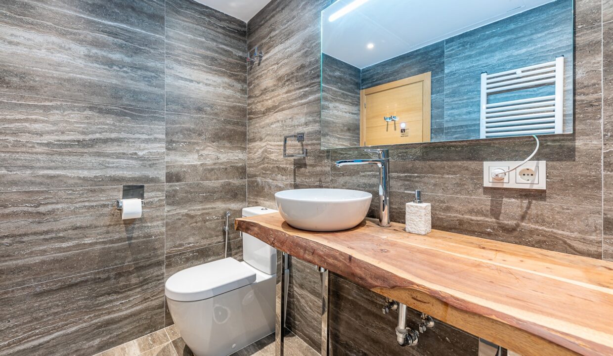 Sales and Rentals - Jacques Olivier Marbella