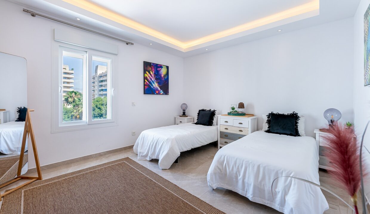 Sales and Rentals - Jacques Olivier Marbella