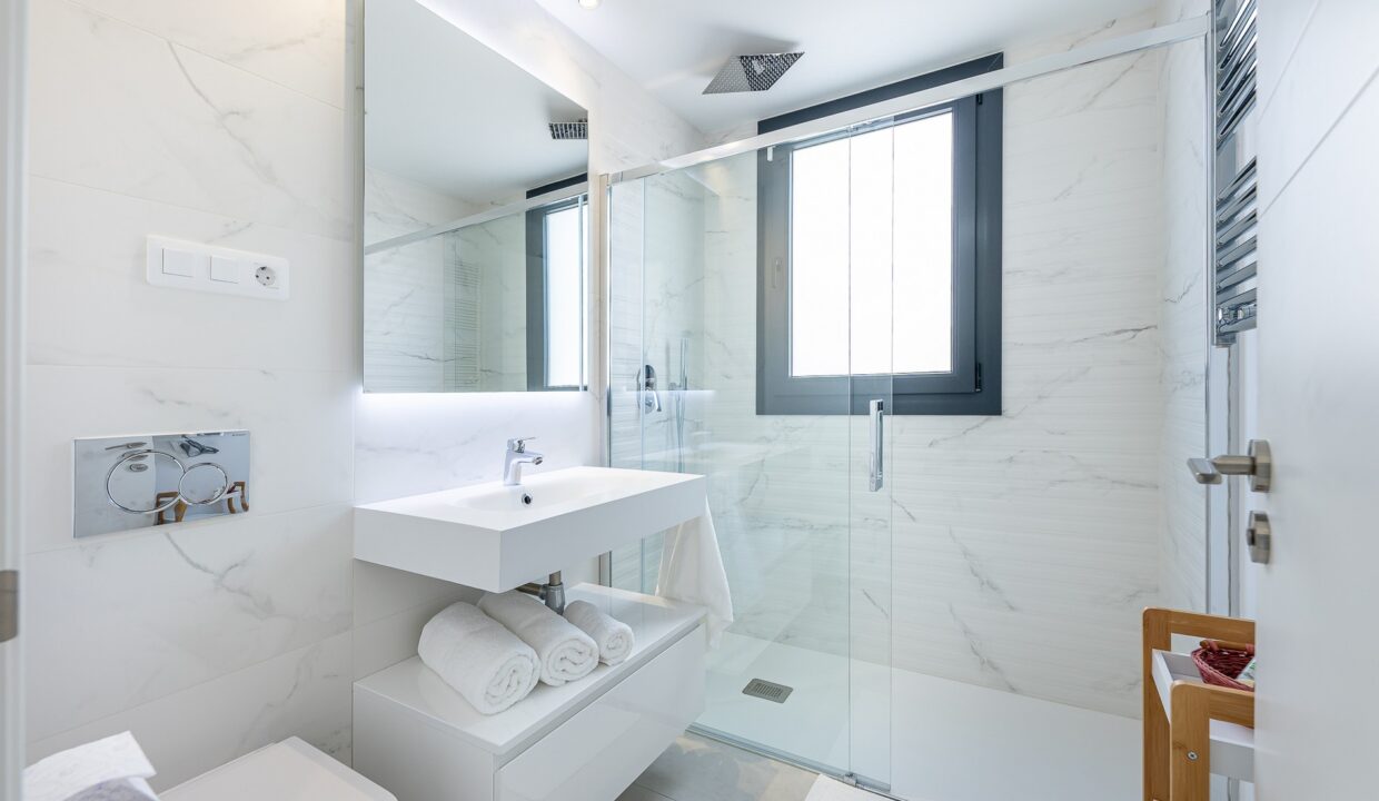 Sales and Rentals - Jacques Olivier Marbella