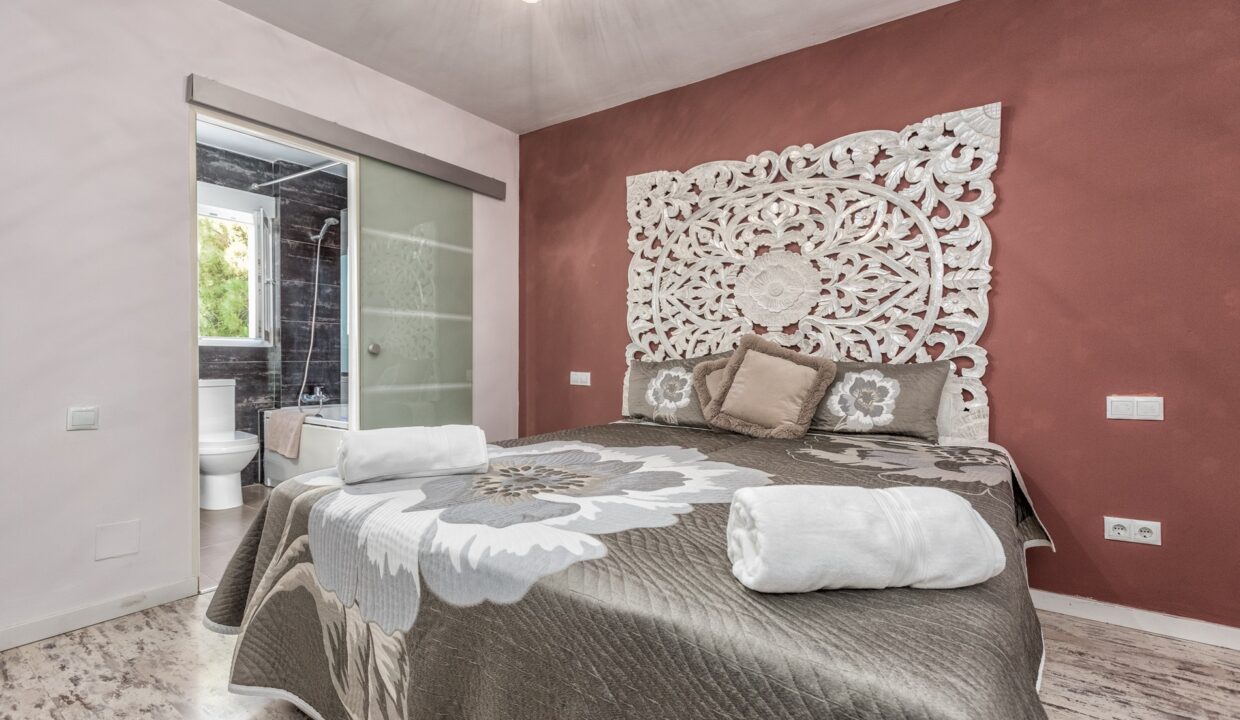 Sales and Rentals - Jacques Olivier Marbella