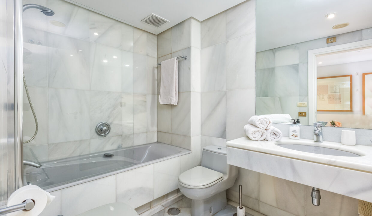Sales and Rentals - Jacques Olivier Marbella