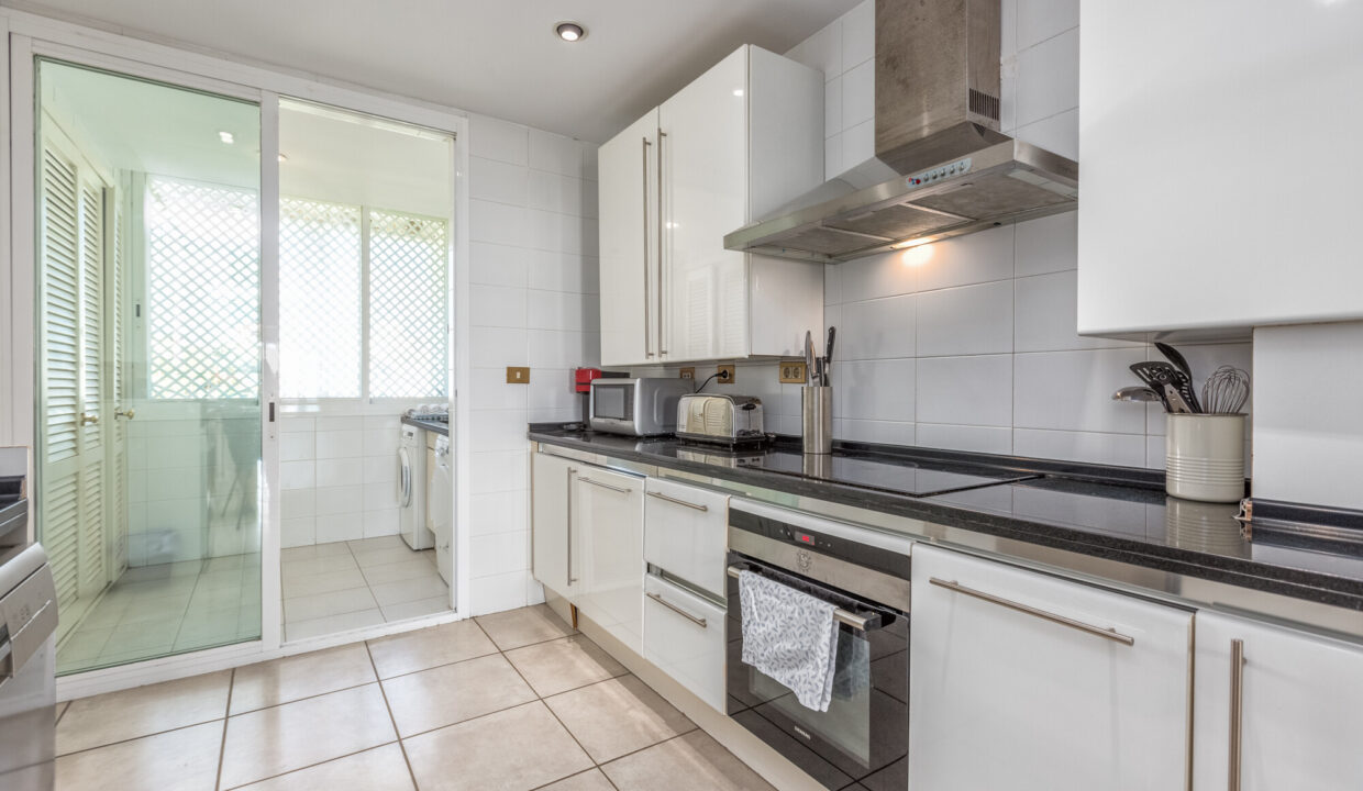 Sales and Rentals - Jacques Olivier Marbella