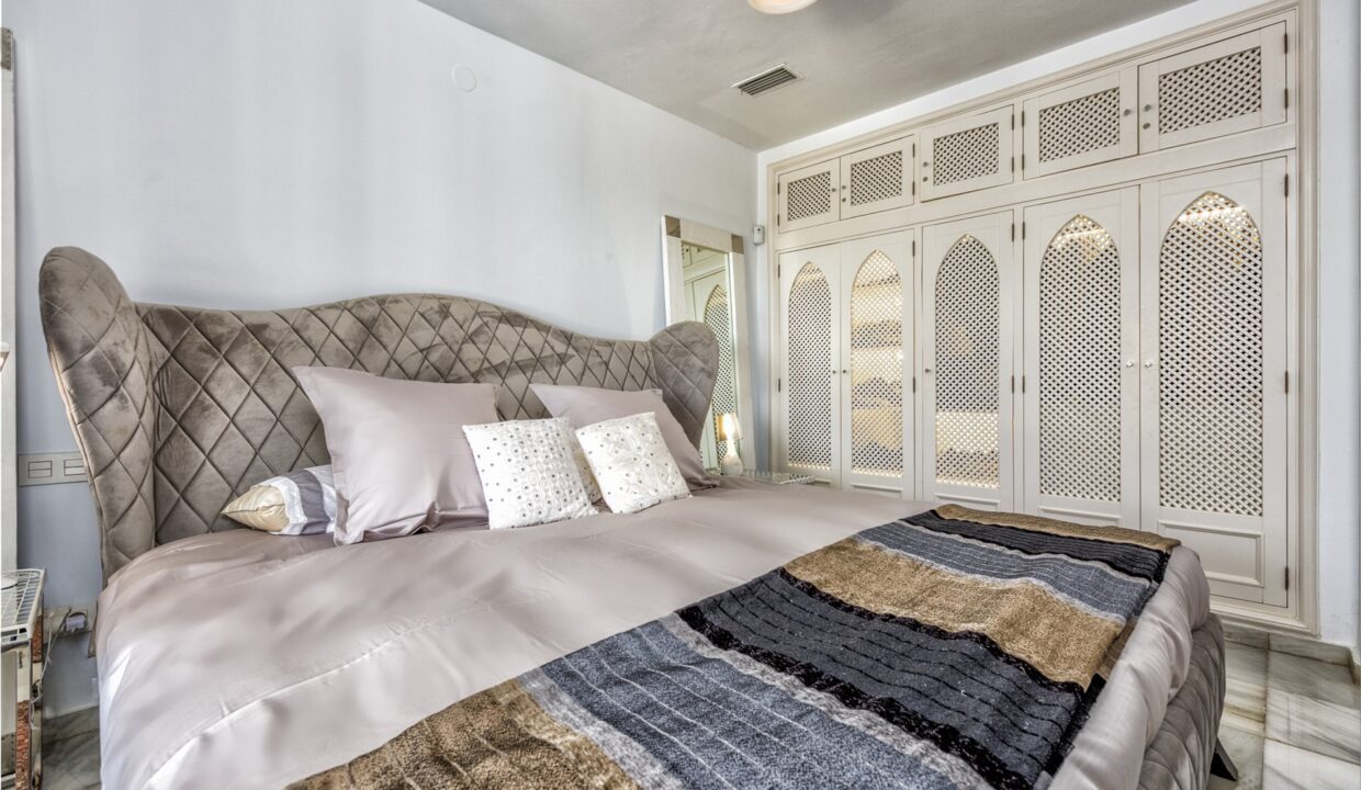 Sales and Rentals - Jacques Olivier Marbella