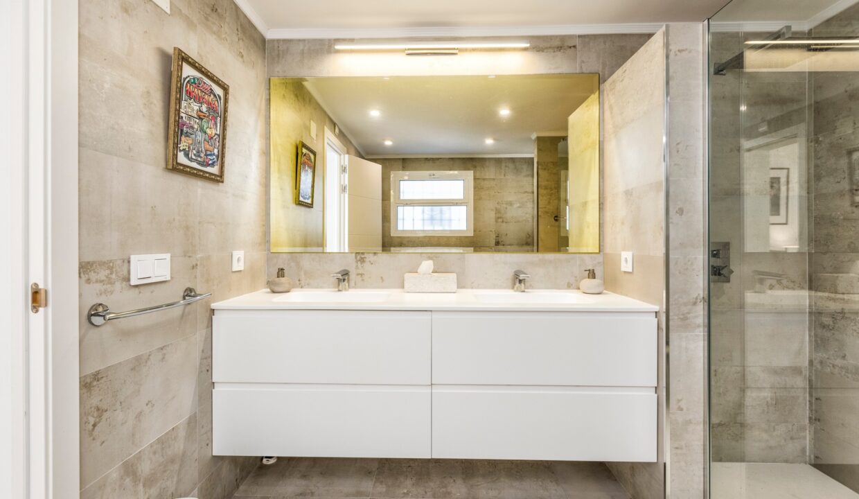Sales and Rentals - Jacques Olivier Marbella