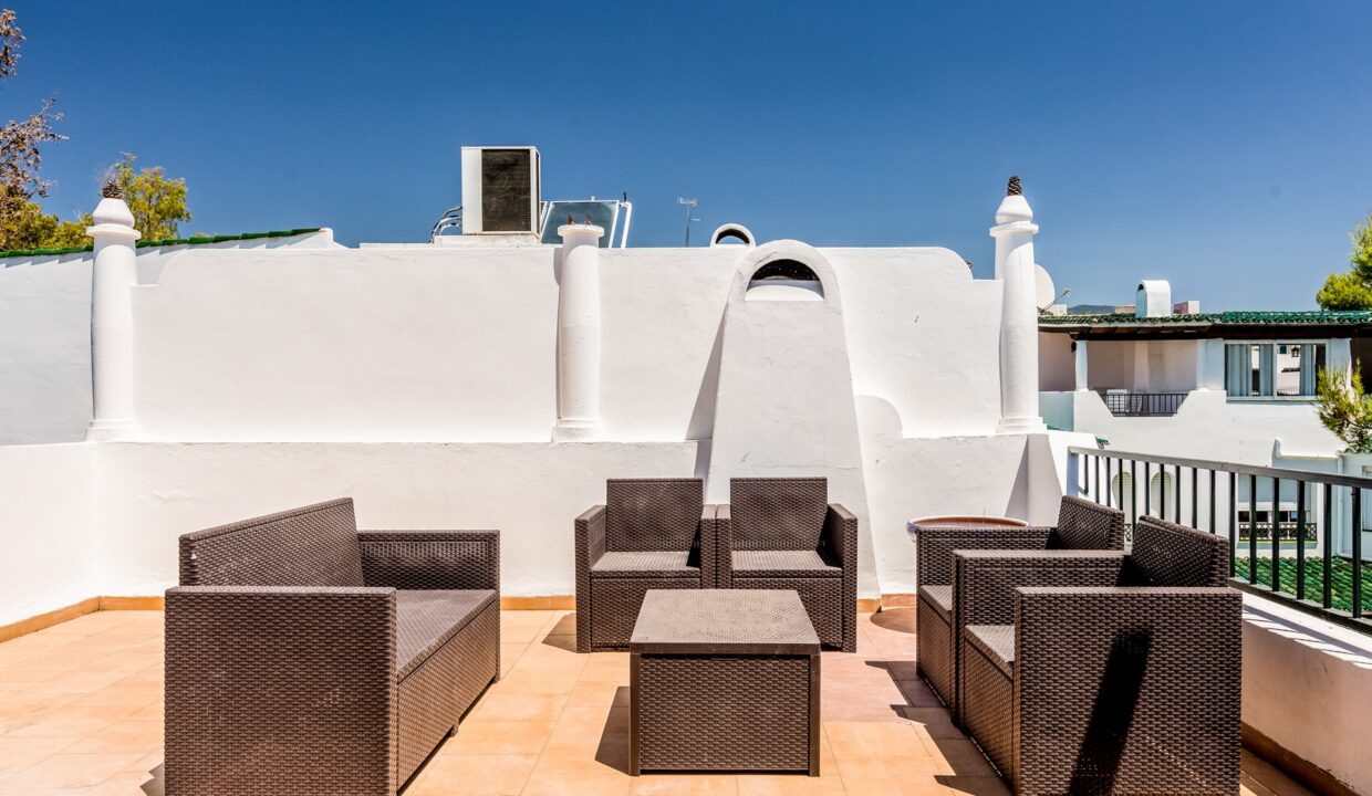 Vacation Rentals Marbella | La Biznaga Homes