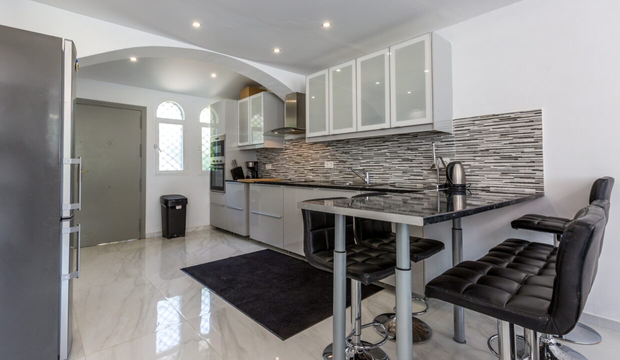 Vacation Rentals Marbella | La Biznaga Homes