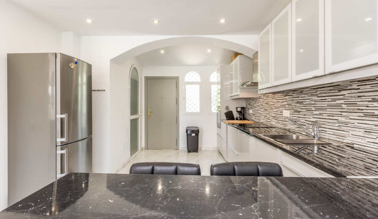 Vacation Rentals Marbella | La Biznaga Homes