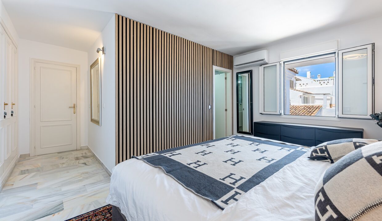 Sales and Rentals - Jacques Olivier Marbella
