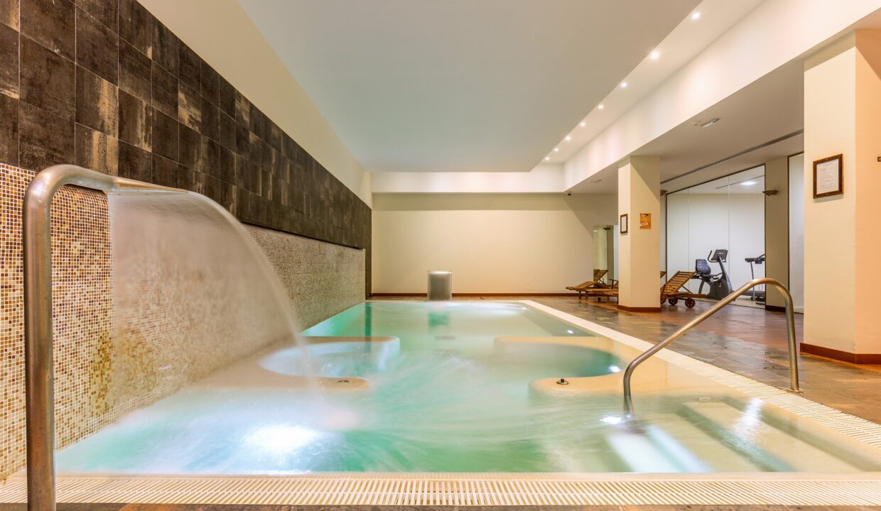 indoor pool - Five Star Luxury Holiday in The Benatalaya