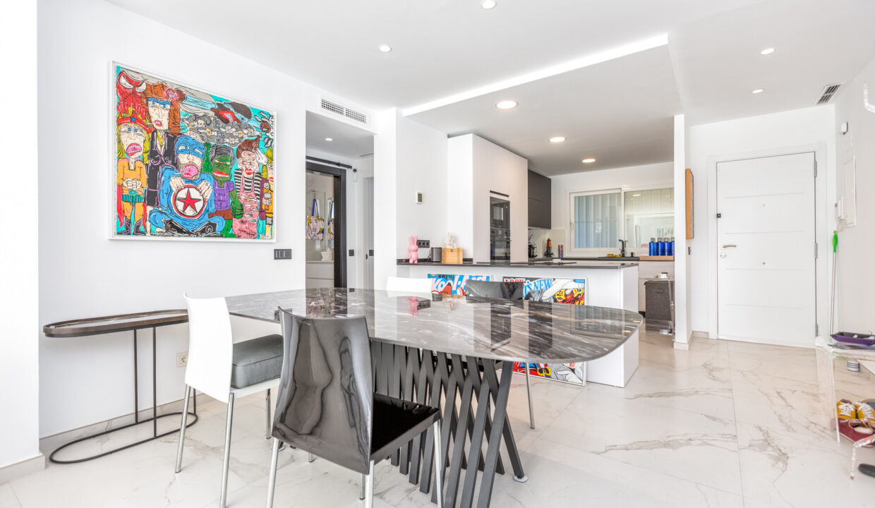 Garden Apartment for sale in La Rinconada, Nueva Andalucia- Jacques Olivier Marbella