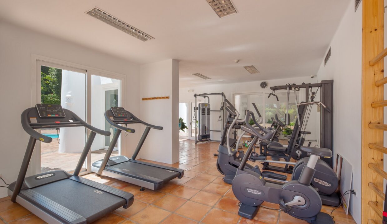 Gym, in Alcazaba beach, Estepona, Spain - Holiday rentals Jacques Olivier marbella