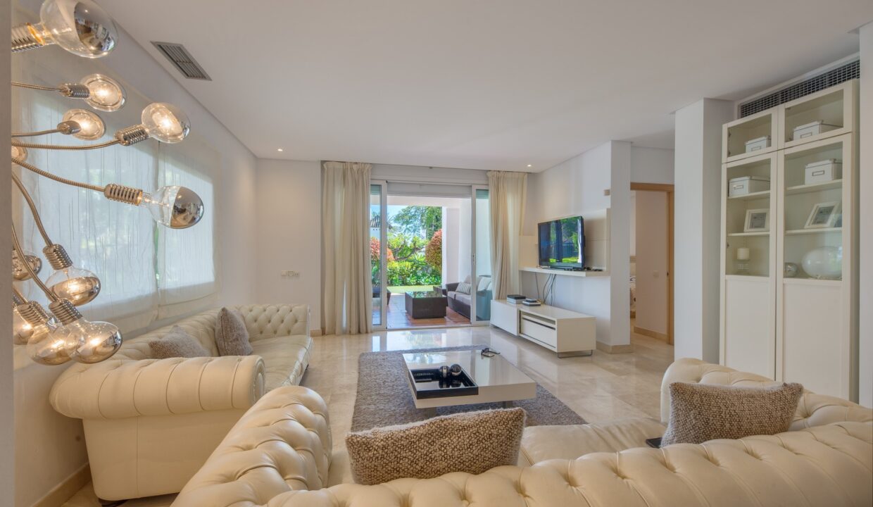 Vacation apartment for rent - Alcazaba Beach, Esteepona - Jacques Olivier marbella